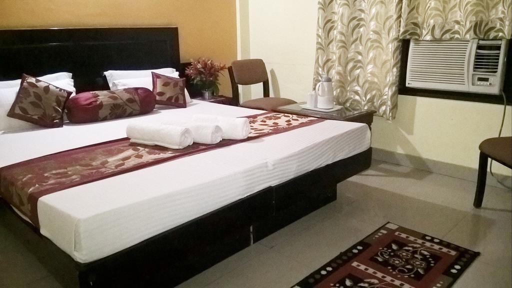 Hotel Su Shree Continental 5 Minutes Walk From New Delhi Railway Station Eksteriør billede