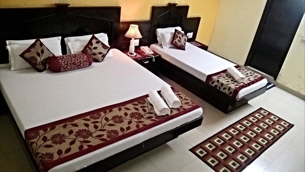 Hotel Su Shree Continental 5 Minutes Walk From New Delhi Railway Station Eksteriør billede