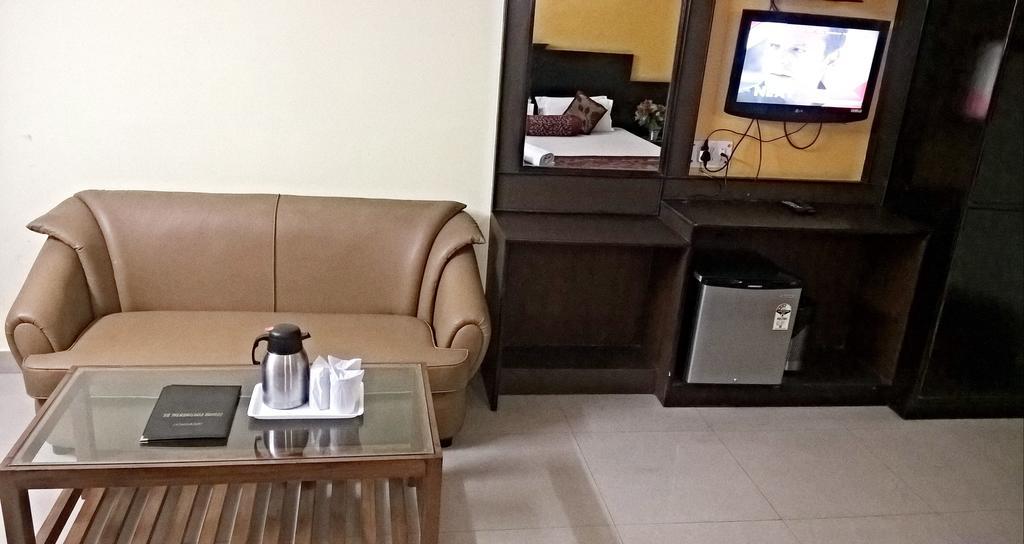 Hotel Su Shree Continental 5 Minutes Walk From New Delhi Railway Station Eksteriør billede