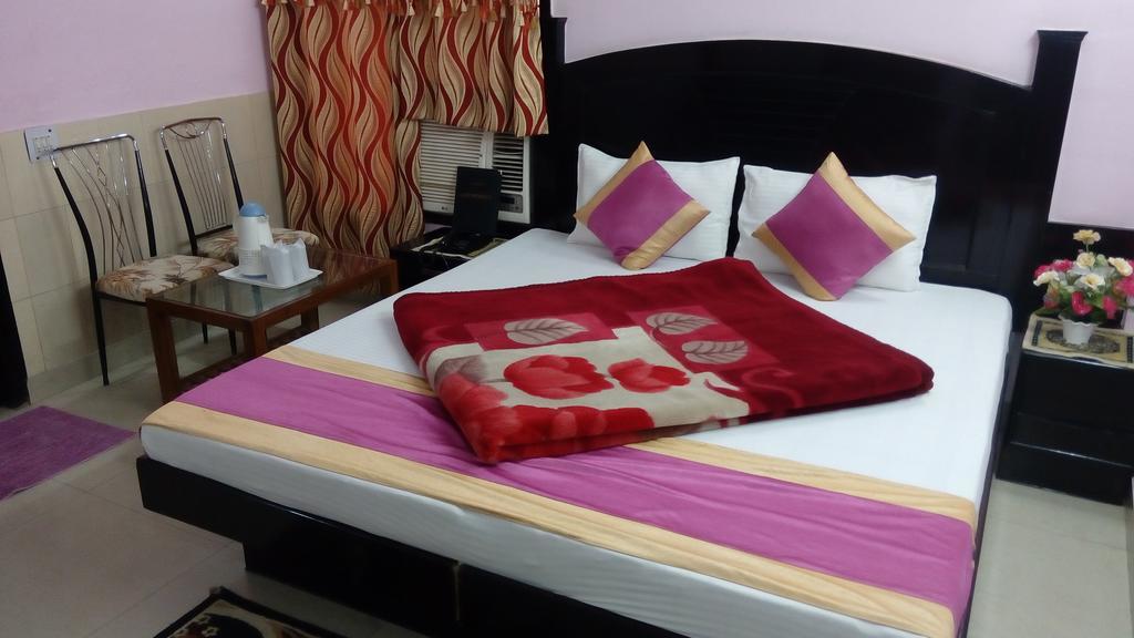 Hotel Su Shree Continental 5 Minutes Walk From New Delhi Railway Station Eksteriør billede