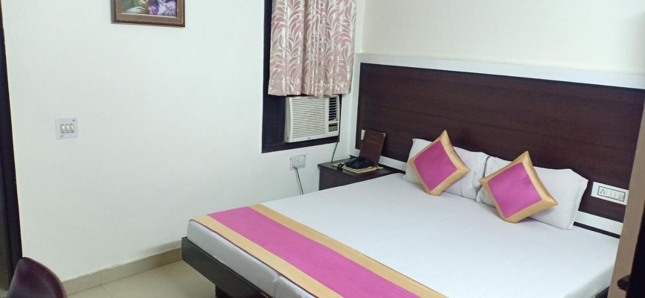 Hotel Su Shree Continental 5 Minutes Walk From New Delhi Railway Station Eksteriør billede